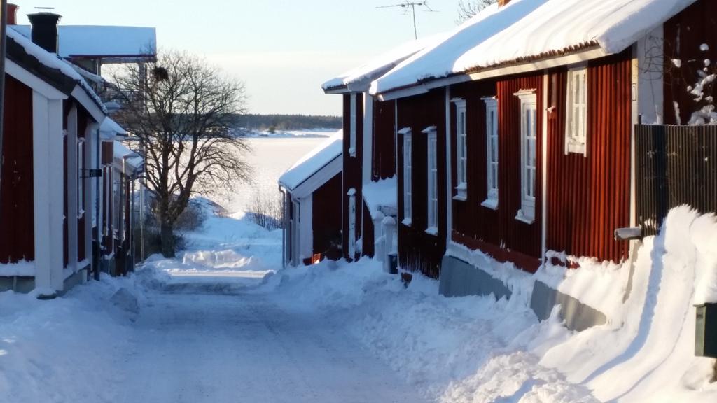 Pensionat Ankargarden Oregrund Exterior photo